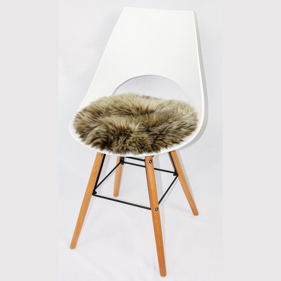 Runde Sitzauflagen aus austral. Lammfell - braun mit hellbraunen Spitzen